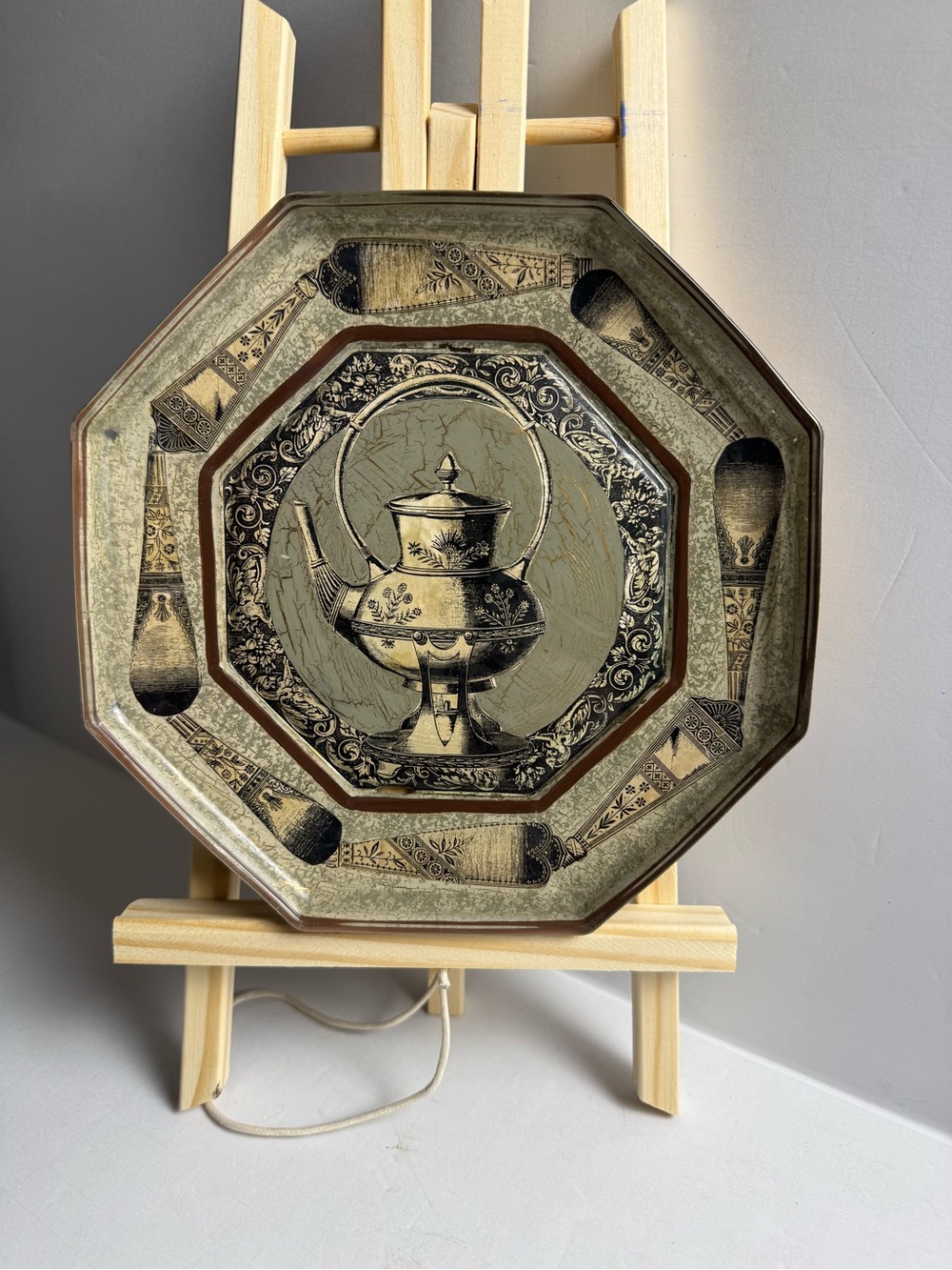 Vintage Katherine’s Collection Octagonal Teapot Fireplace Kettle Motif Plate